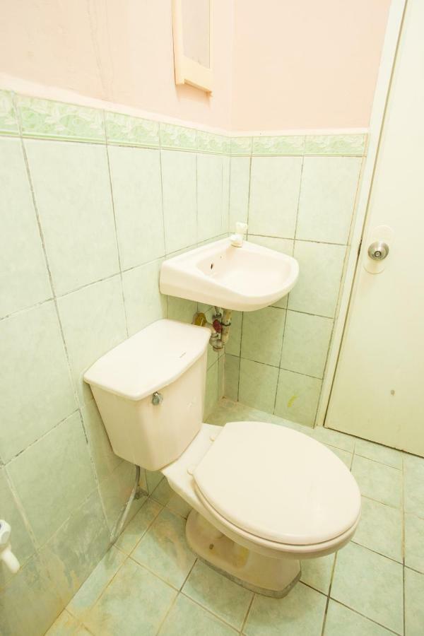 Masbate City Gv Hotel - Masbate מראה חיצוני תמונה